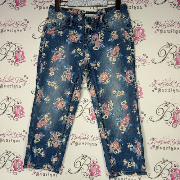 illegal jeans Pants - Illegal jeans capris floral denim pink cream blue printed flowers all over 🌸